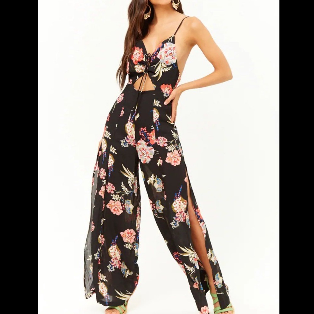 •FOREVER 21• jumpsuit